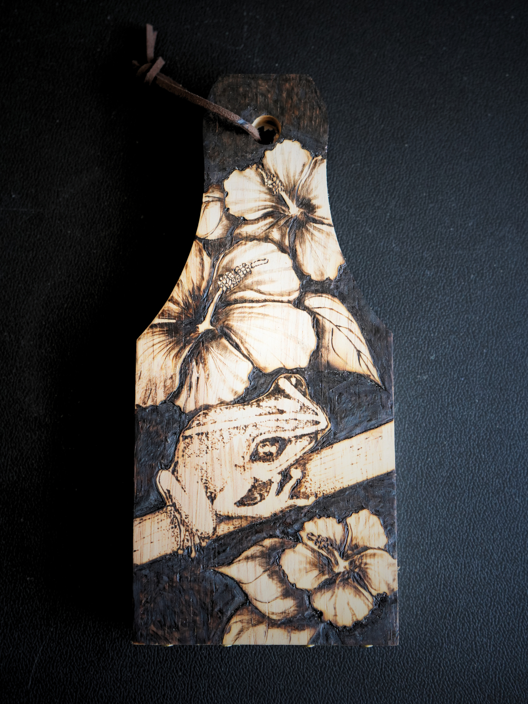 Tostonera Coqui Pyrography