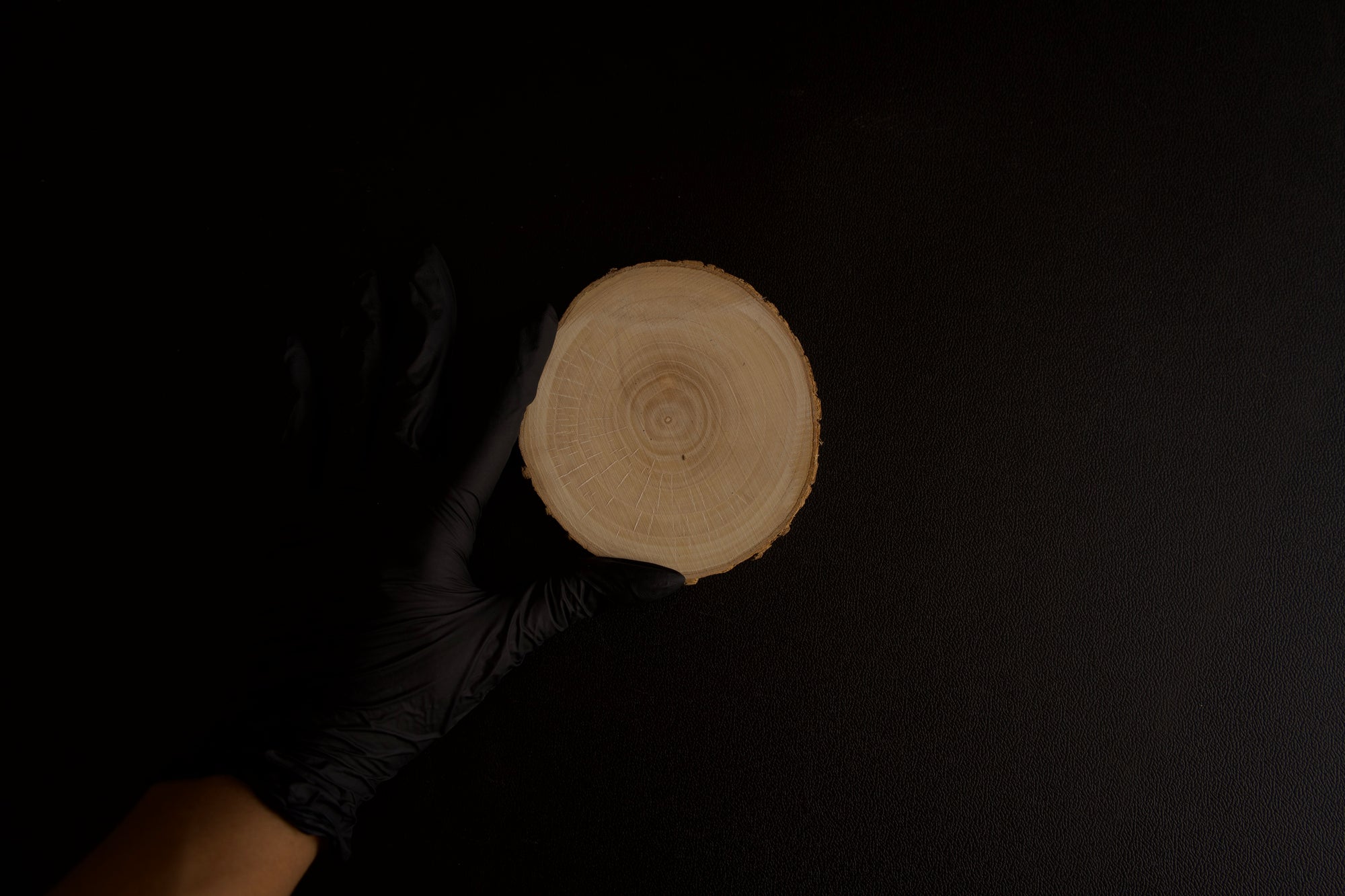 Round Wood Slice - Basic Design - 4" Aprox.
